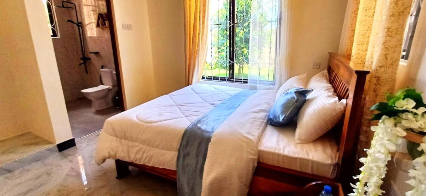 Bed and Breakfast Safi House Boma la Ngombe Exterior foto
