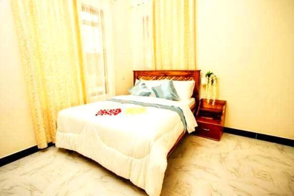 Bed and Breakfast Safi House Boma la Ngombe Exterior foto