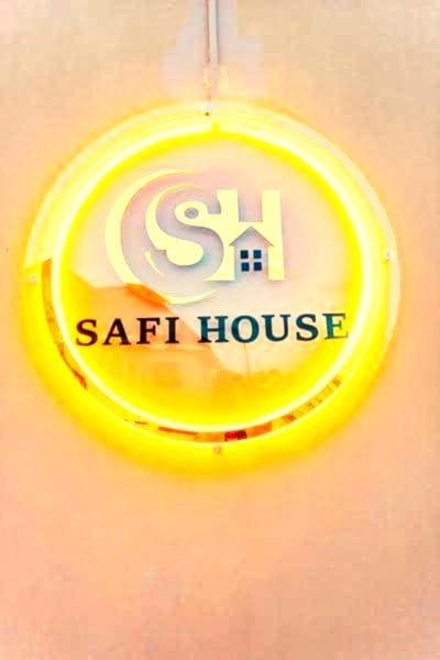 Bed and Breakfast Safi House Boma la Ngombe Exterior foto