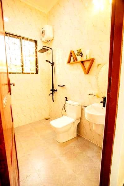 Bed and Breakfast Safi House Boma la Ngombe Exterior foto